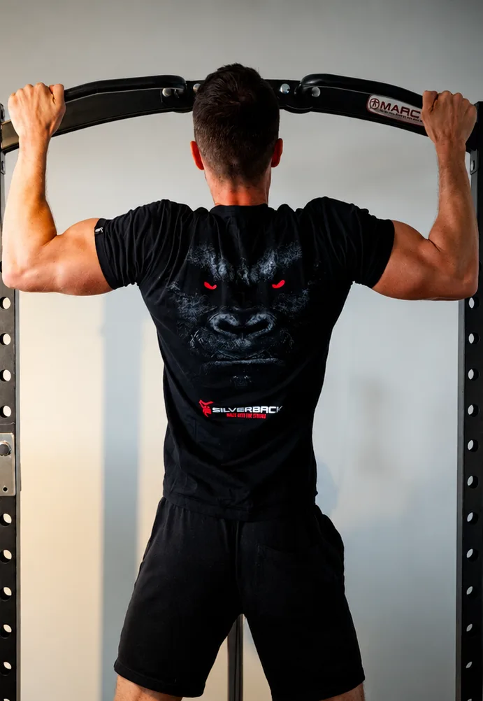 Dieter tijdens een pull-up training